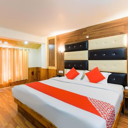 Oyo 46485 Hotel Vijayant Manāli エクステリア 写真