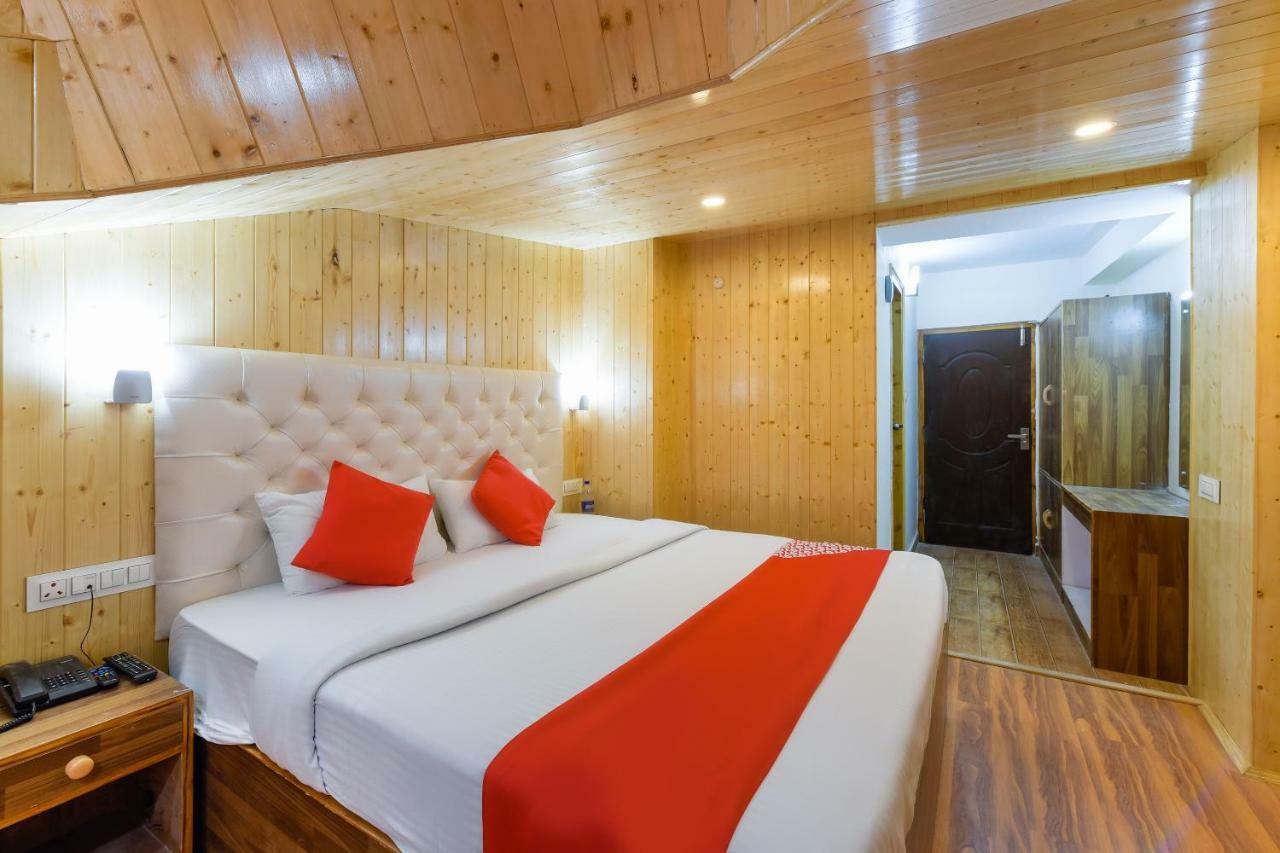 Oyo 46485 Hotel Vijayant Manāli エクステリア 写真