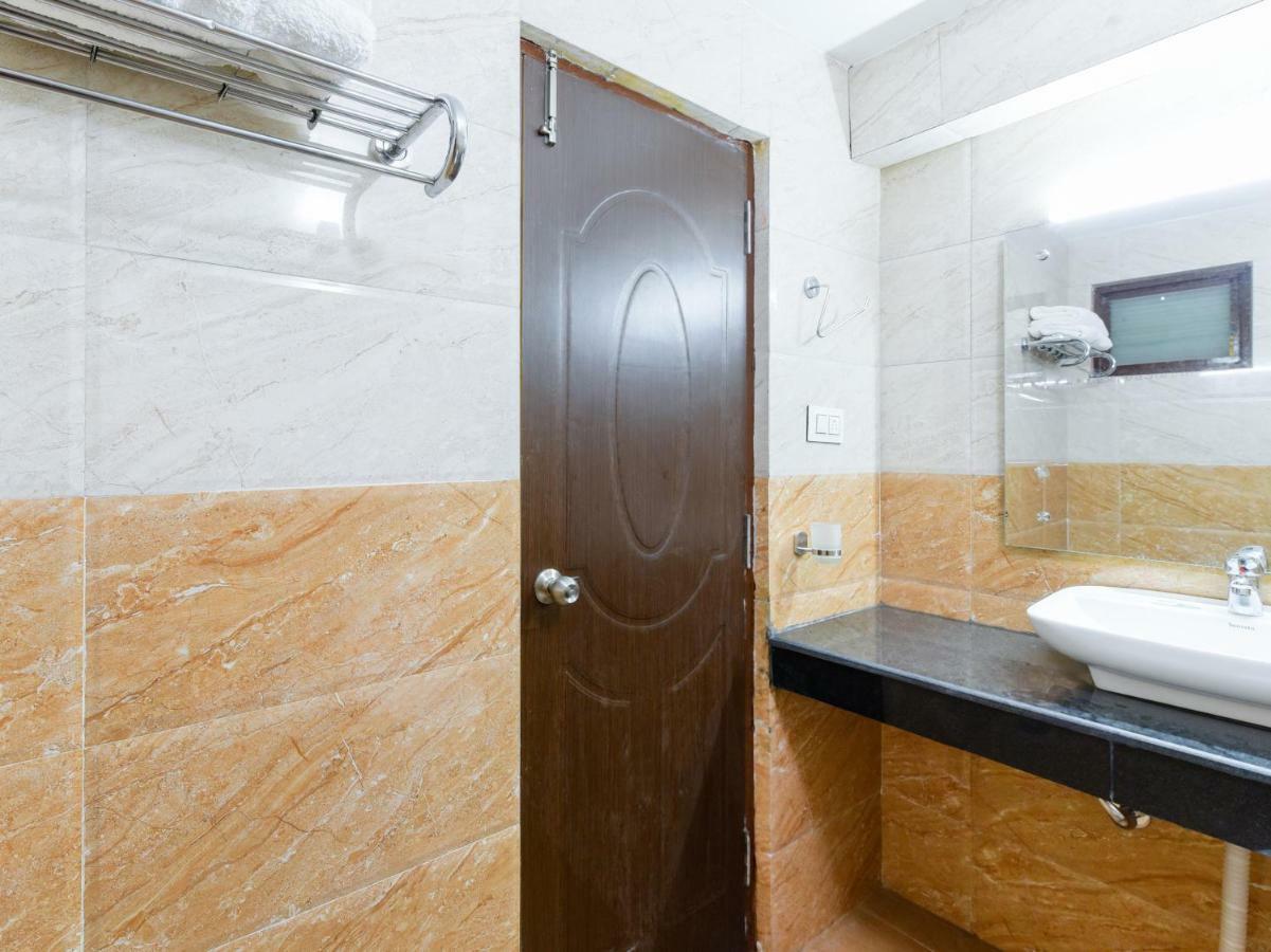 Oyo 46485 Hotel Vijayant Manāli エクステリア 写真